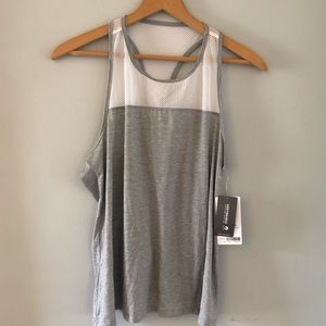 NWTs Athleta tank